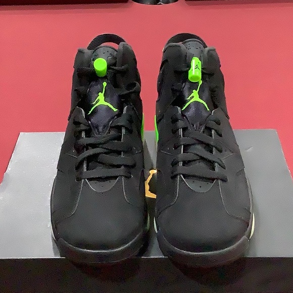 Air Jordan 6 Youth - Picture 4 of 6